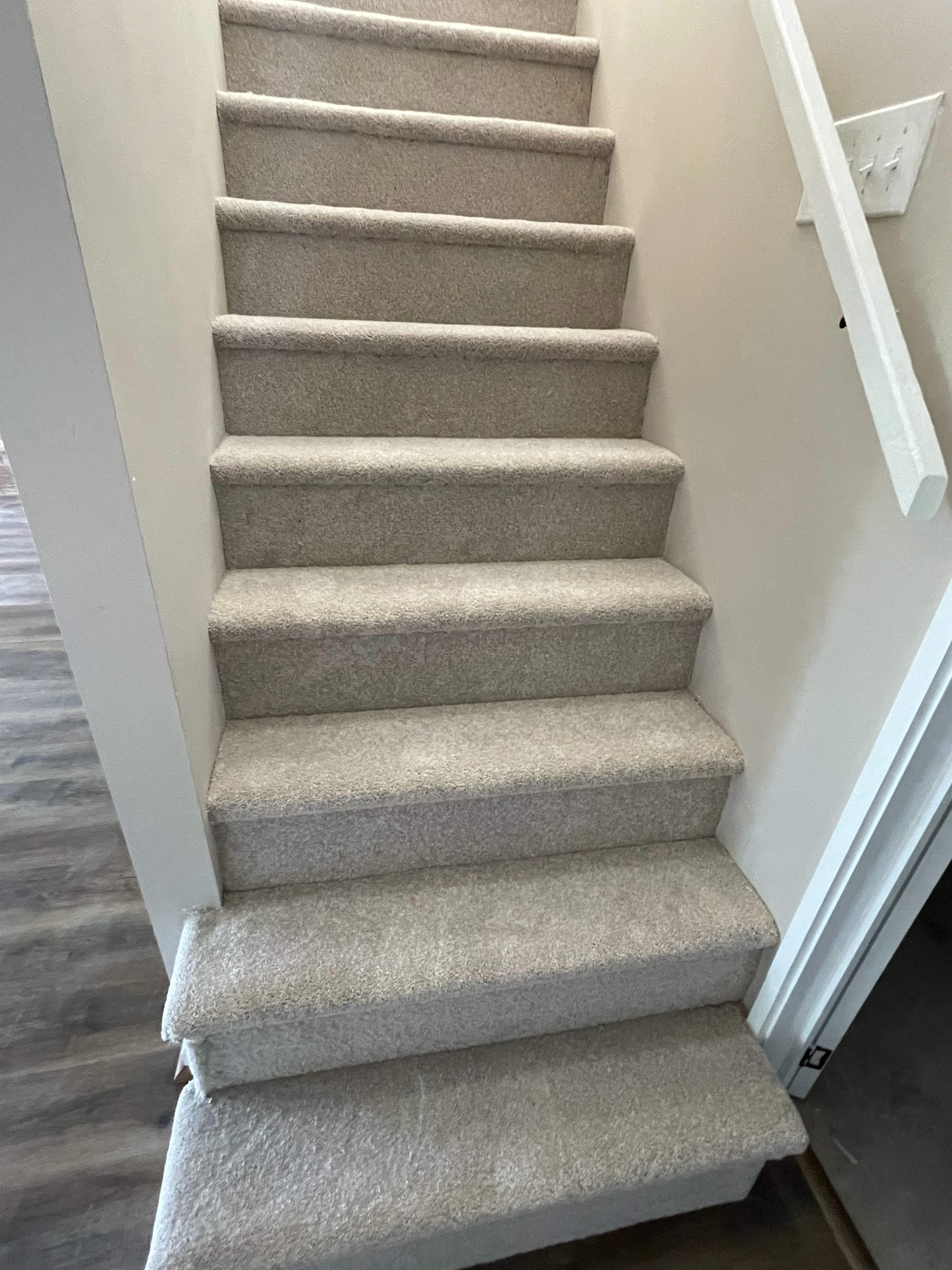 Stairs carpet flooring | Carpetland USA of Virginia