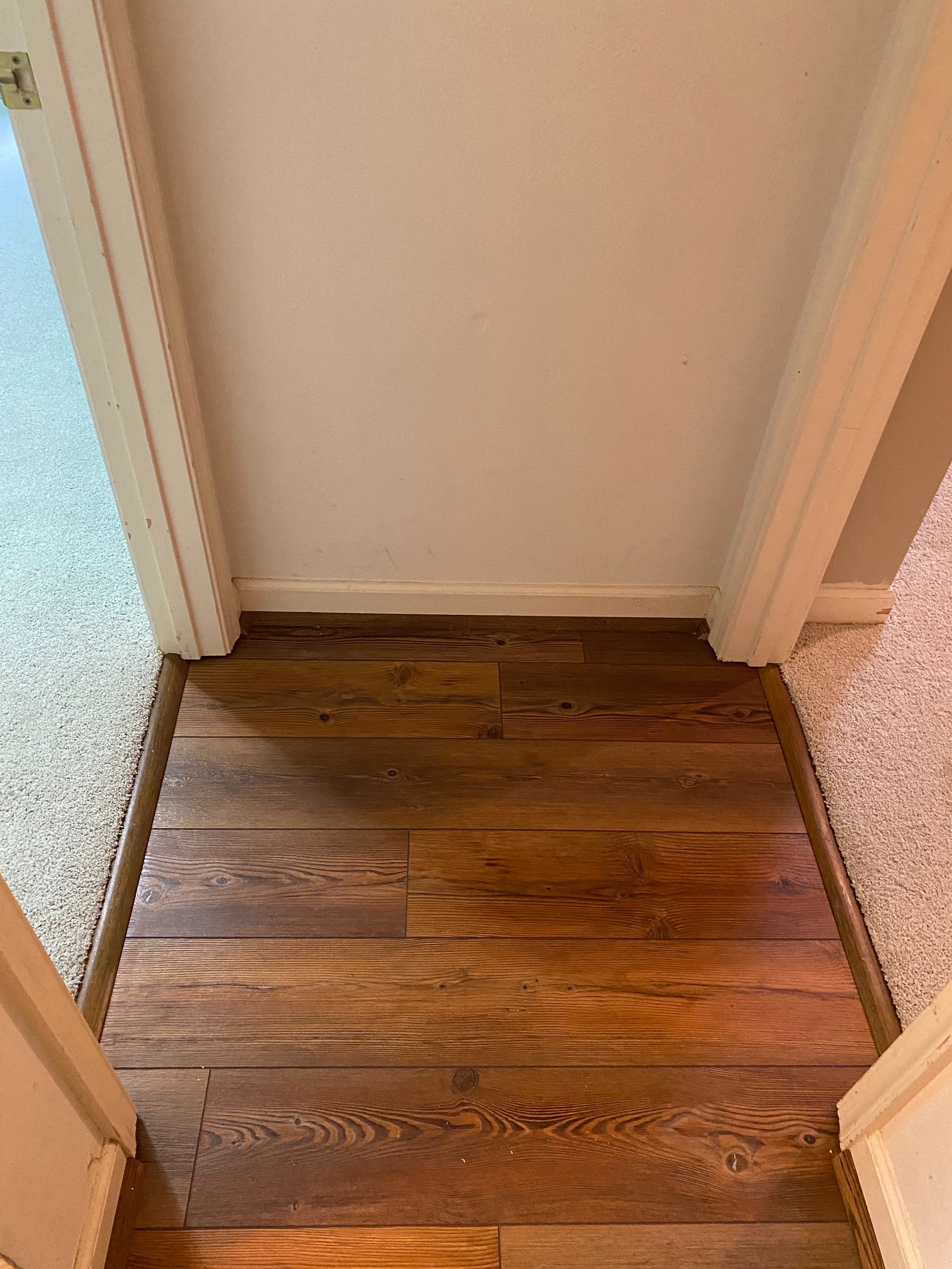 Hardwood flooring | Carpetland USA of Virginia