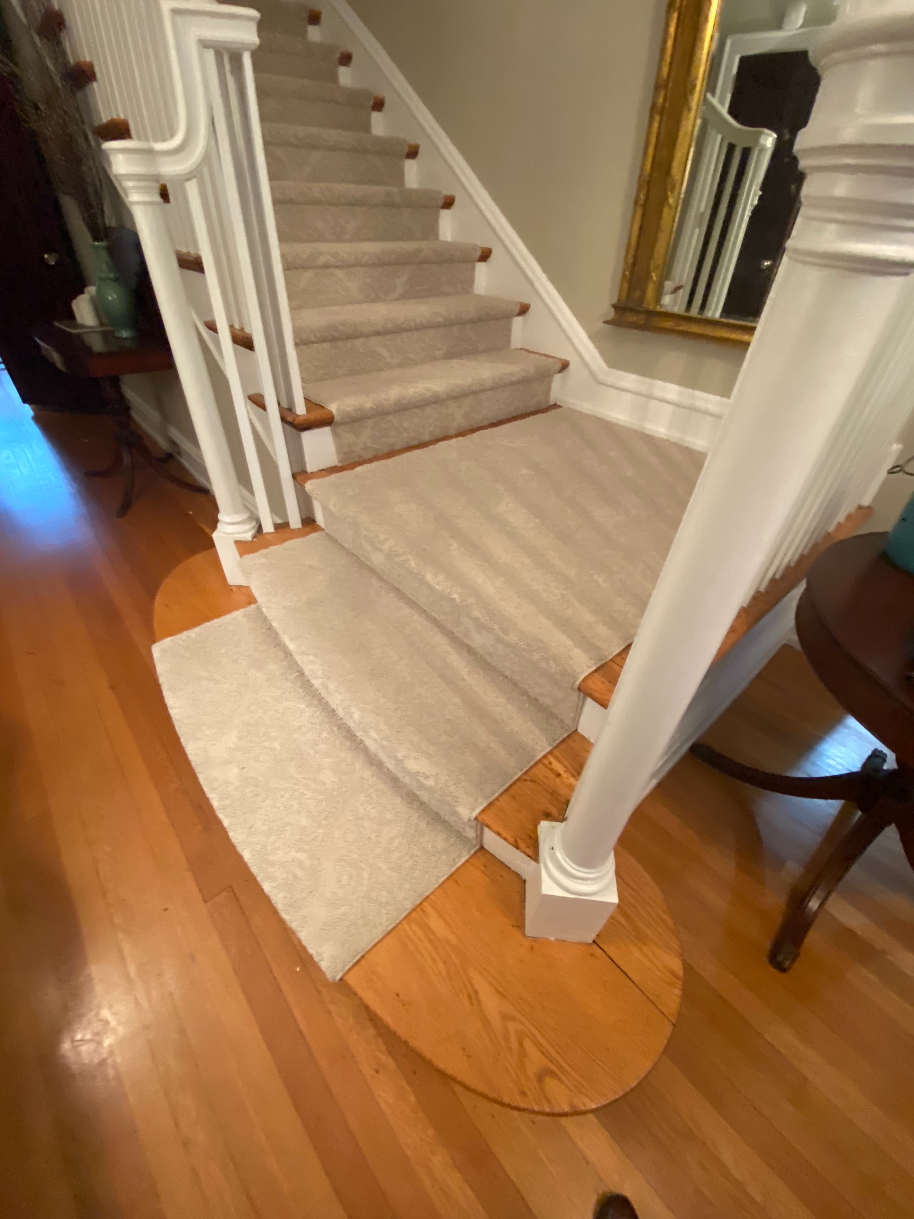 Stairs carpet flooring | Carpetland USA of Virginia