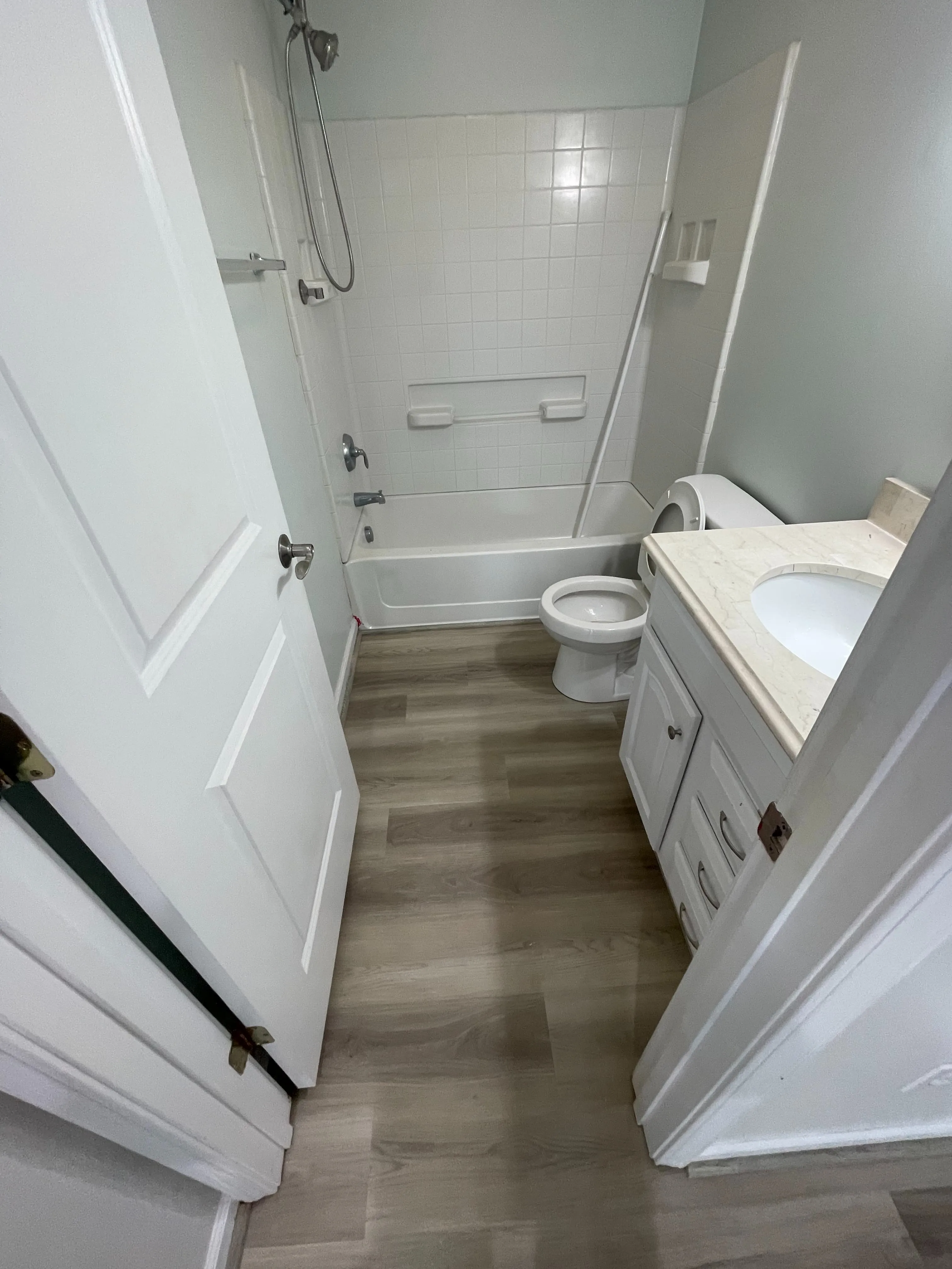 Flooring Bathroom flooring | Carpetland USA of Virginia